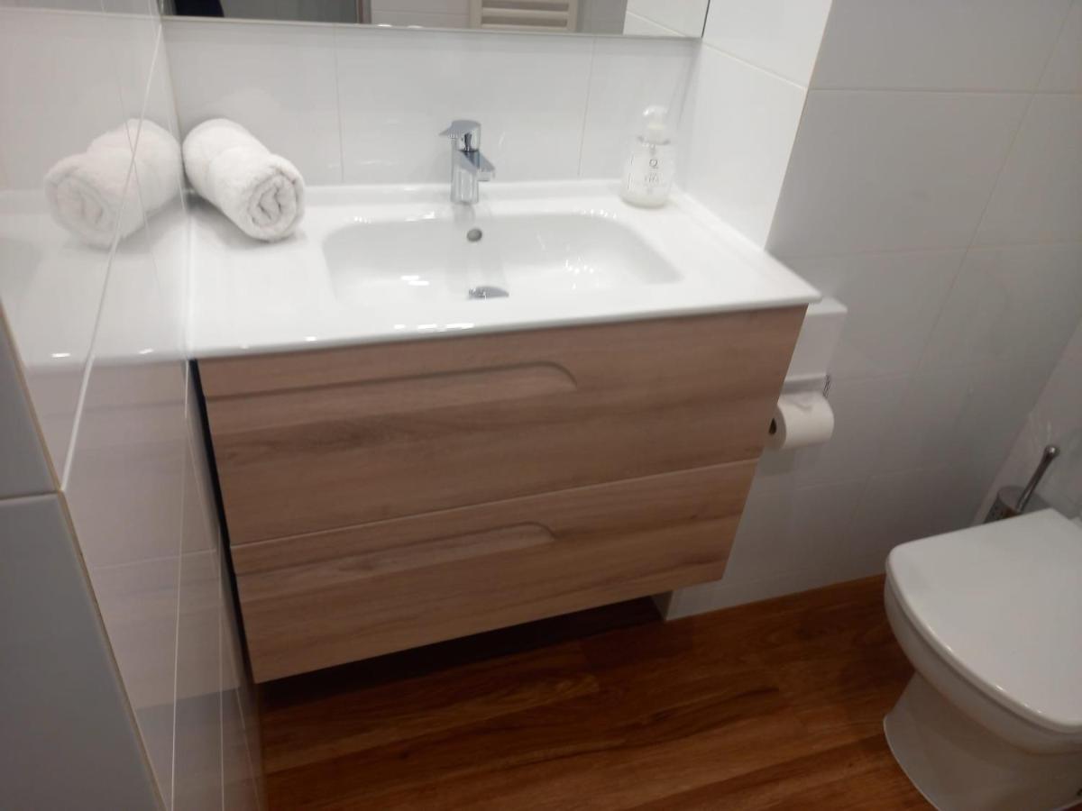 Appartamento Live Like A Local In Bcn Barcellona Esterno foto